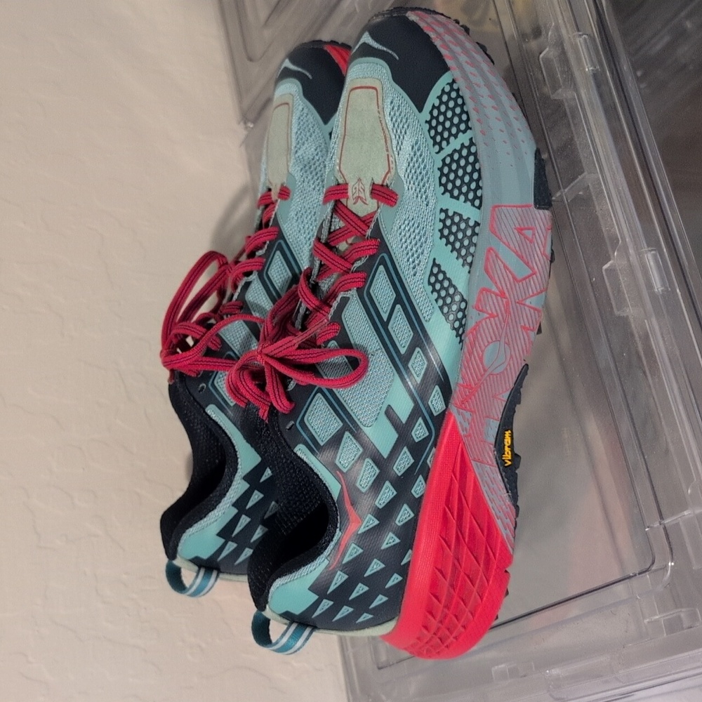 Hoka One One Women's SpeedGoat 2 Running Shoes